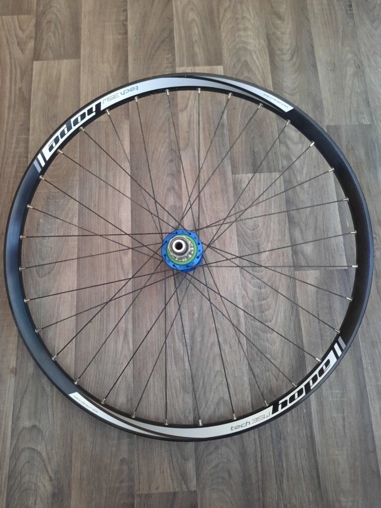Hope pro 4 boost rear wheel 27.5 Tech 